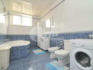 Apartament cu 3 camere, reparație euro, Centru, 450 € ! foto 9