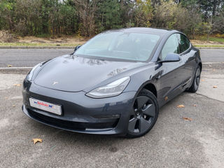 Tesla Model 3 foto 6