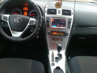 Toyota Avensis foto 3