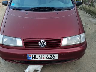 Volkswagen Sharan foto 3