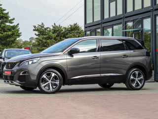 Peugeot 5008 foto 1