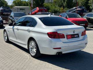 BMW 5 Series foto 4