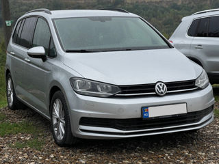 Volkswagen Touran foto 4