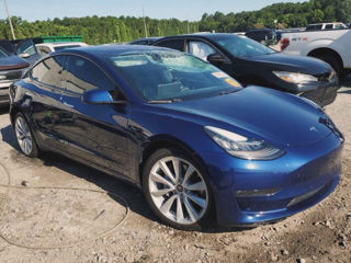 Tesla Model 3 foto 3