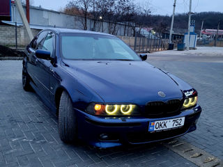 BMW 5 Series foto 9