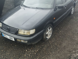 Volkswagen Passat foto 2