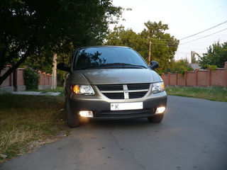 Chrysler Voyager foto 3