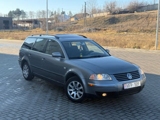 Volkswagen Passat foto 2