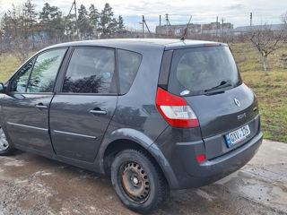 Renault Scenic foto 8