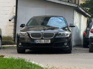 BMW 5 Series foto 4