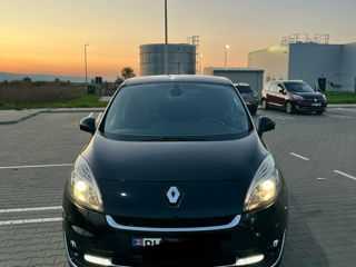 Renault Scenic foto 1