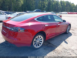 Tesla Model S foto 8