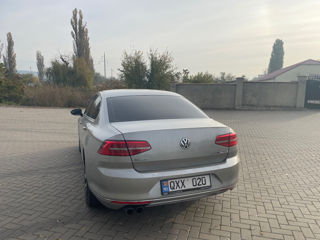 Volkswagen Passat foto 6