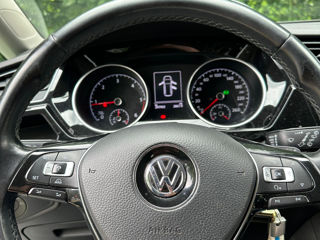 Volkswagen Touran foto 8