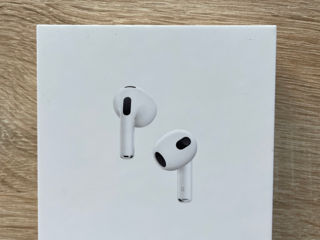Apple AirPods (3rd Generation) foto 1