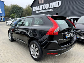 Volvo XC60 foto 2