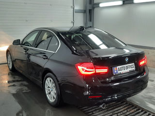 BMW 3 Series foto 6