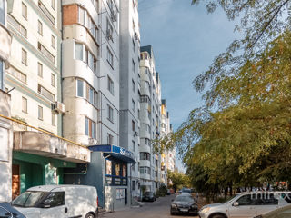 Apartament cu 4 camere, 91 m², Poșta Veche, Chișinău foto 18