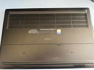 Dell Precision 7730 Mobile Workstation foto 9