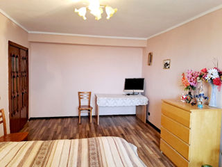 Apartament cu 4 camere, 84 m², Periferie, Ialoveni foto 4