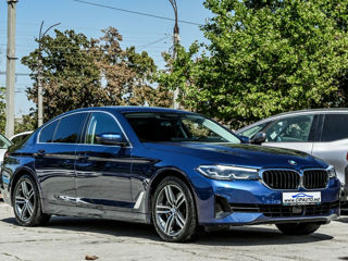 BMW 5 Series foto 1