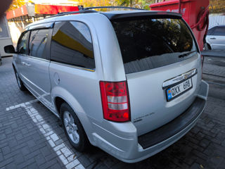 Chrysler Grand Voyager foto 7