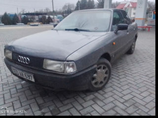 Audi 80