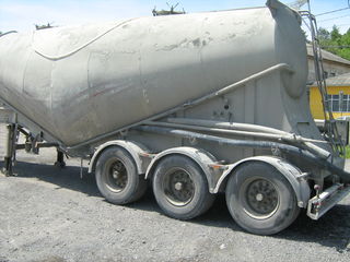 Banca comercială vinde semiremorca ART 2 (cisternă pentru ciment). foto 4