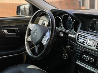 Mercedes E-Class foto 12