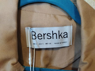 Куртка Bershka foto 3