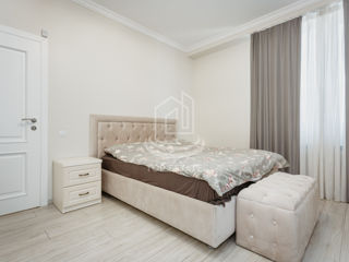 Apartament cu 3 camere, 270 m², Centru, Chișinău foto 9