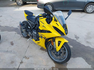 Suzuki GSX800 F foto 2