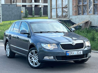 Skoda Superb foto 4