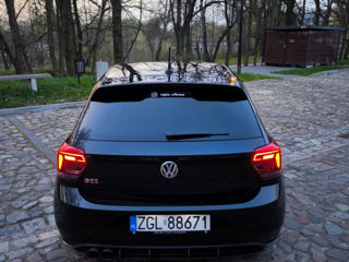 Volkswagen Polo foto 6