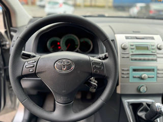 Toyota Corolla Verso foto 9