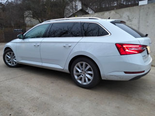 Skoda Superb foto 4