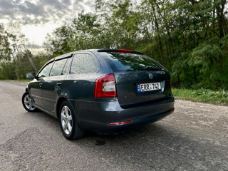 Skoda Octavia foto 4