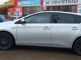 Toyota Auris foto 4