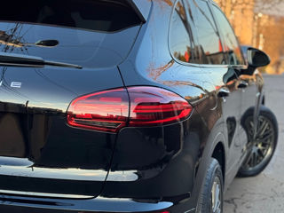 Porsche Cayenne foto 4