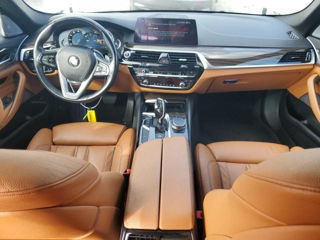 BMW 5 Series foto 8