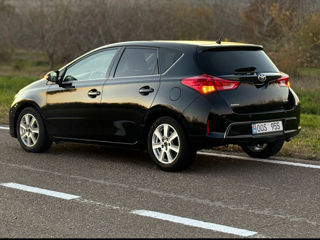 Toyota Auris foto 3