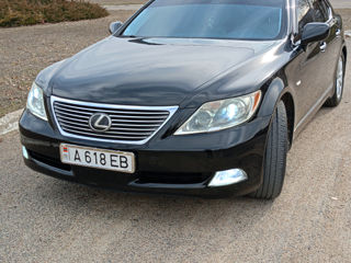 Lexus LS Series foto 1