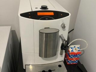 Aparat de cafea Miele cu cappuccino automat alb! foto 6