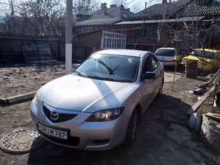 Mazda 3 foto 2