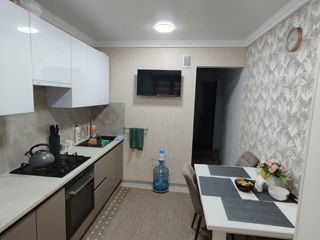 Apartament cu 2 camere, 52 m², Centru, Bălți foto 8