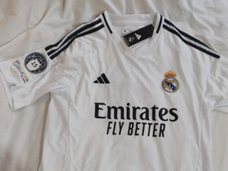 Vând tricou cu Real Madrid