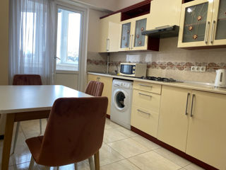 Apartament cu 1 cameră, 44 m², Centru, Chișinău foto 2