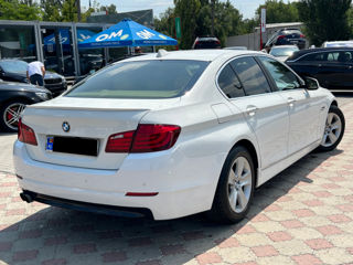 BMW 5 Series foto 4