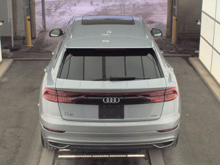 Audi Q8 foto 7