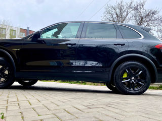 Porsche Cayenne foto 2